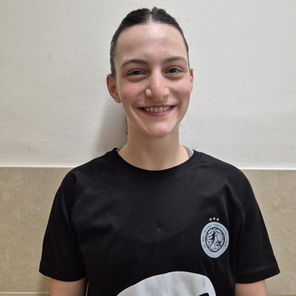 Iara Sol Kremenchusky