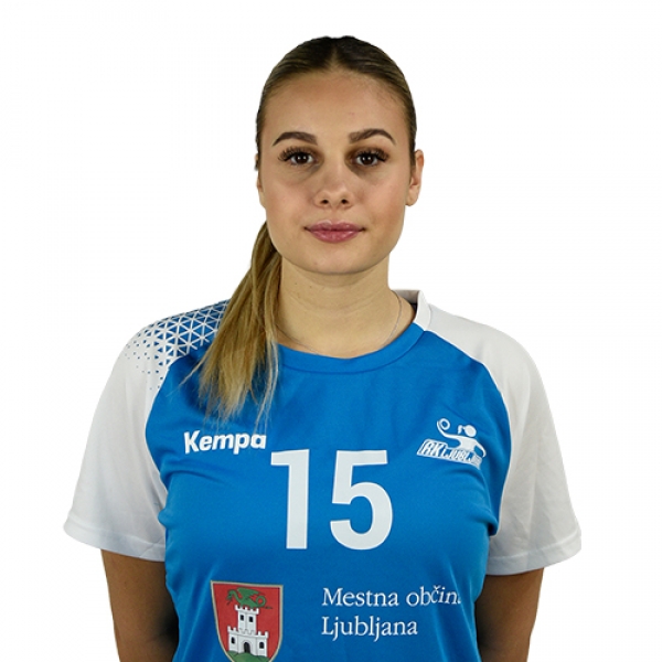 Zoja Bassin