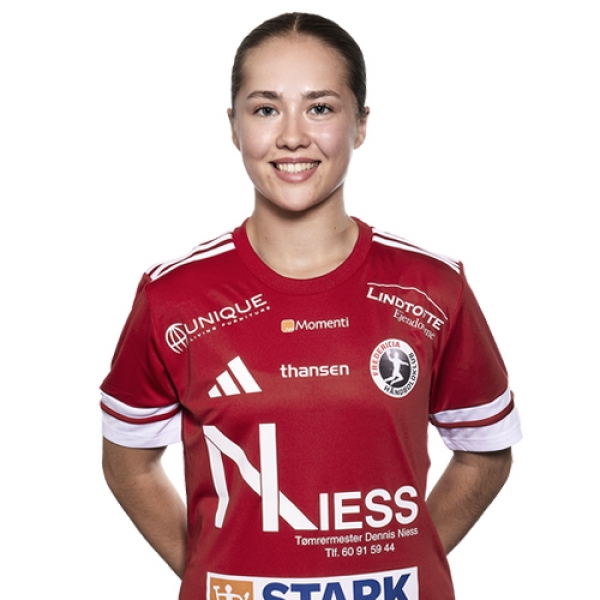 Julie  Laursen
