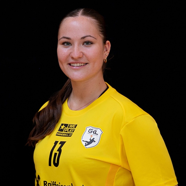 Lara  Steininger